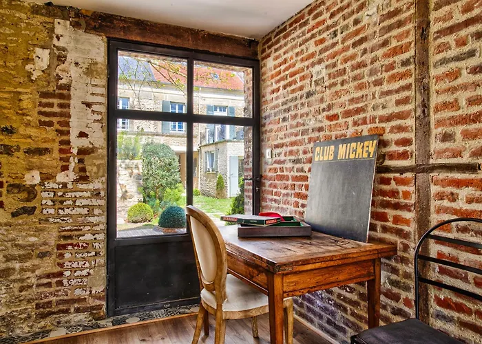 1880 & Belle Demeure - Centre Ville, Jardin Botanique קאבורג