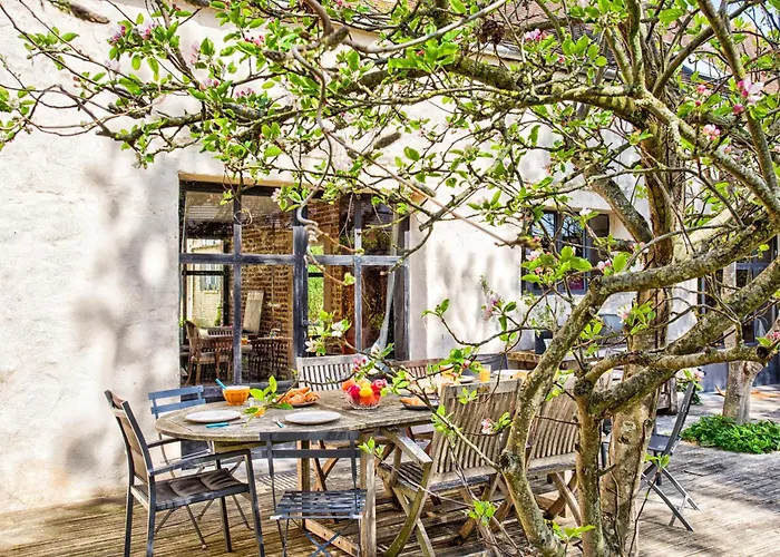 בית נופש 1880 & Belle Demeure - Centre Ville, Jardin Botanique