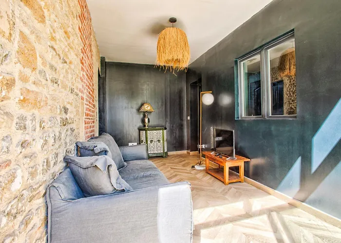 1880 & Belle Demeure - Centre Ville, Jardin Botanique * קאבורג