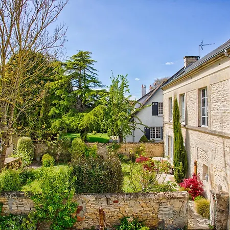 Holiday home 1880 & Belle Demeure - Centre Ville, Jardin Cabourg