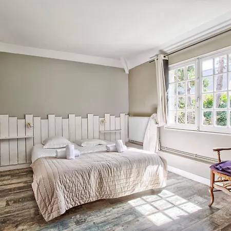 Prázdninový dům 1880 & Belle Demeure - Centre Ville, Jardin Botanique